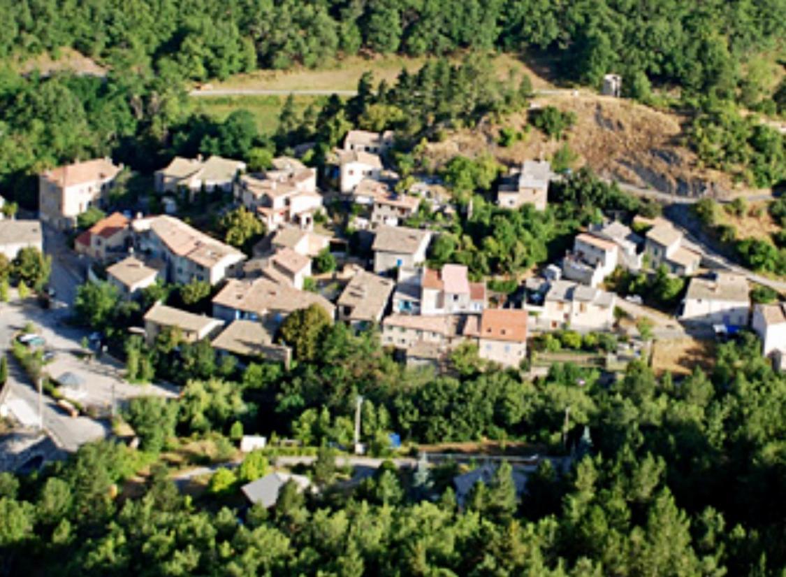 Gite De Charme Le Val Mellis Classe 3 Etoiles Dans La Douceur Provencale Vaumeilh Exteriör bild